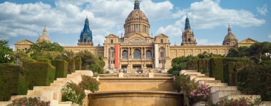 Desain Interior Istana Megah.