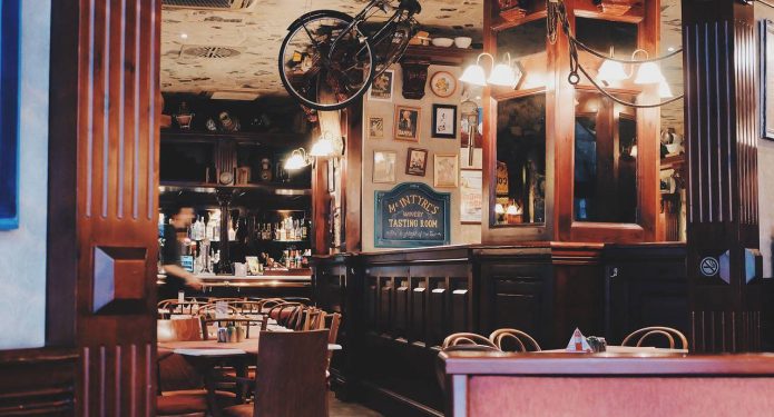 Inspirasi Interior Ruangan Retro: Membawa Kembali Estetika Lawas Yang Tetap Eksis