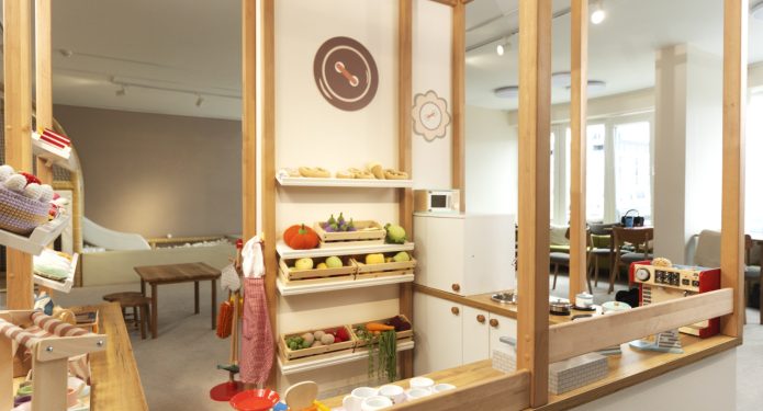 Desain Toko Retail Modern dan Inovatif untuk Menarik Pengunjung